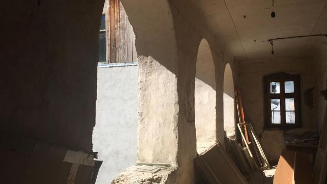 Jelentős történelmi emlék a több száz éves épület Jelentős történelmi emlék a több száz éves épület