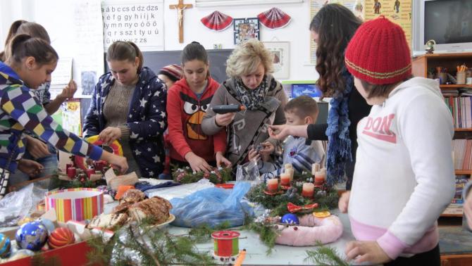 Adventi kézműves Lészpeden