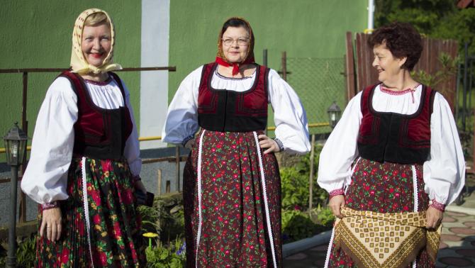 A pancsovai asszonyok készülődnek a fellépésre